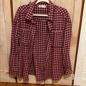Hollister flannel size M
